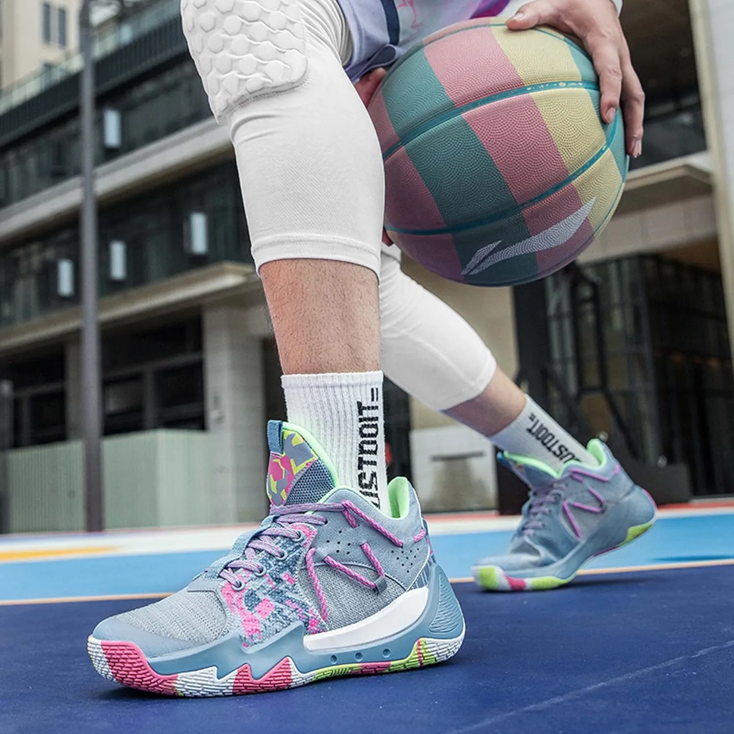 Basketball Shoes Men Summer New Professional Combat Sneakers Men's Shoes Students Breathable high top Sneakers