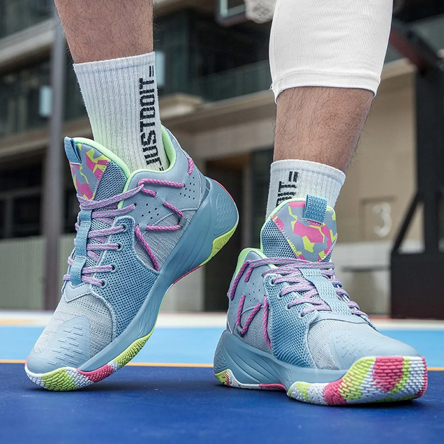 Basketball Shoes Men Summer New Professional Combat Sneakers Men's Shoes Students Breathable high top Sneakers