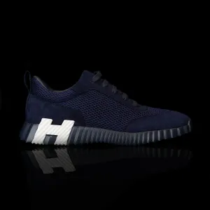 Bouncing Sneaker