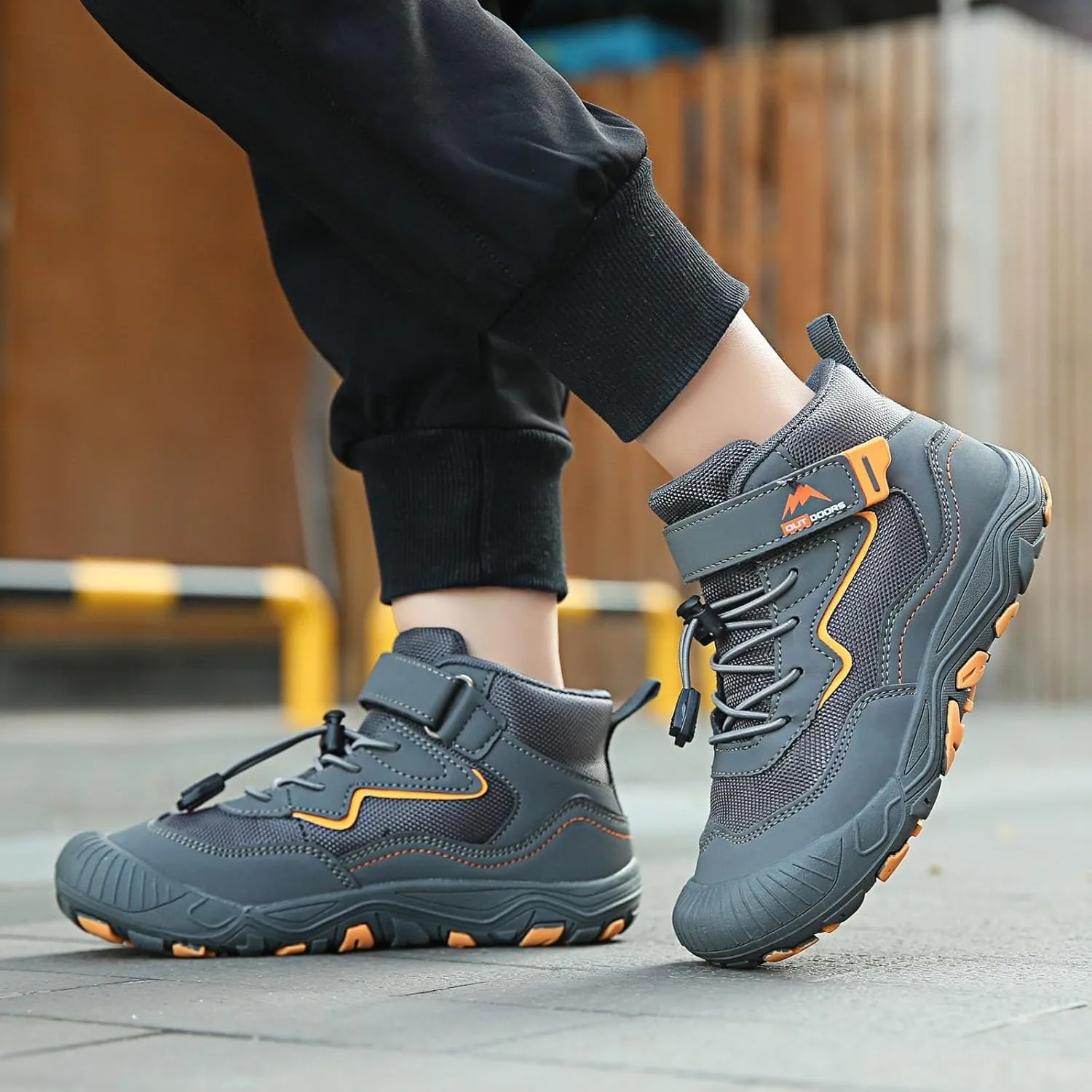Boys Girls Hiking Sneakers High Top Lace-Up Lightweight Breathable Outdoor Athletic Shoes Tennis Soccer Sports Shoes