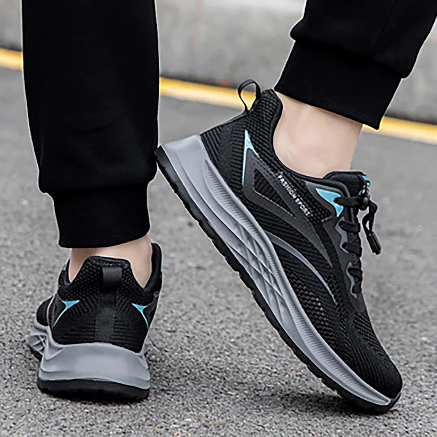 Couple Men's Spring and Summer New Non Slip Walking Fashion Light Shoes Middle and Men's Classic Leather Fashion Sneaker