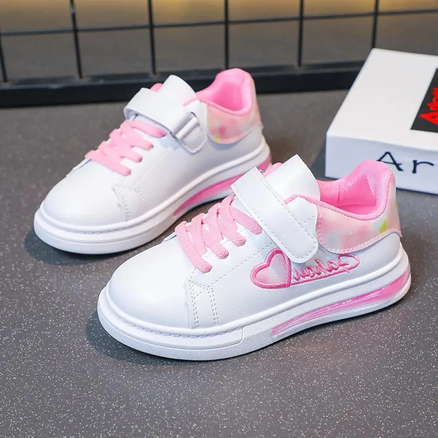 IWIHMIV Girls' Athletic Shoes Toddler Sneaker Boys Girls Tennis Shoes Kids Lightweight Sneakers Sports Running Shoes for Toddler