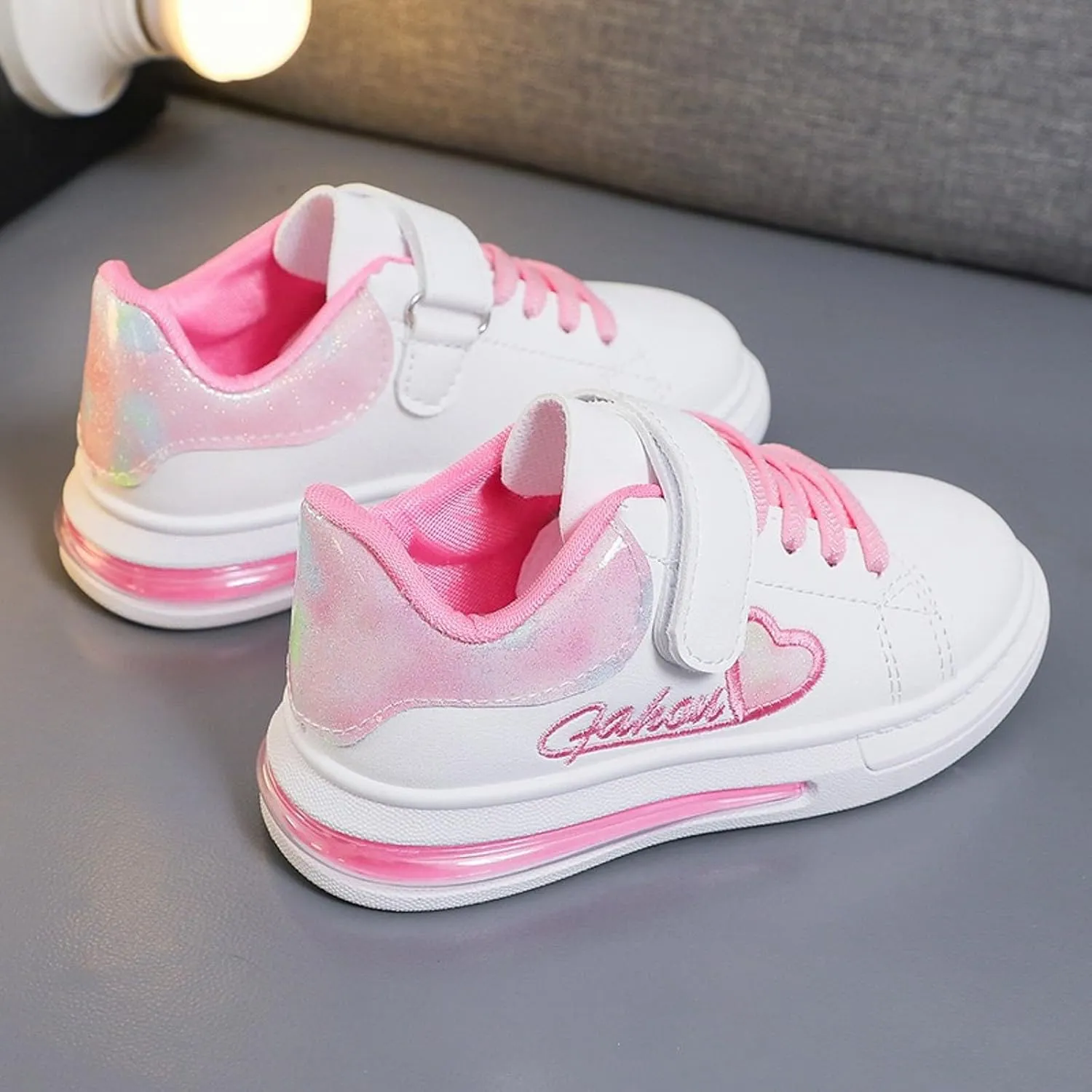 IWIHMIV Girls' Athletic Shoes Toddler Sneaker Boys Girls Tennis Shoes Kids Lightweight Sneakers Sports Running Shoes for Toddler