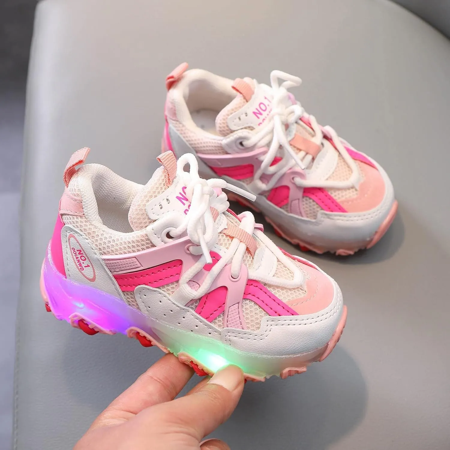 IWIHMIV LED Running Shoes Boys Girls Breathable Tennis Running Shoes Athletic Sport Casual Walking Shoes