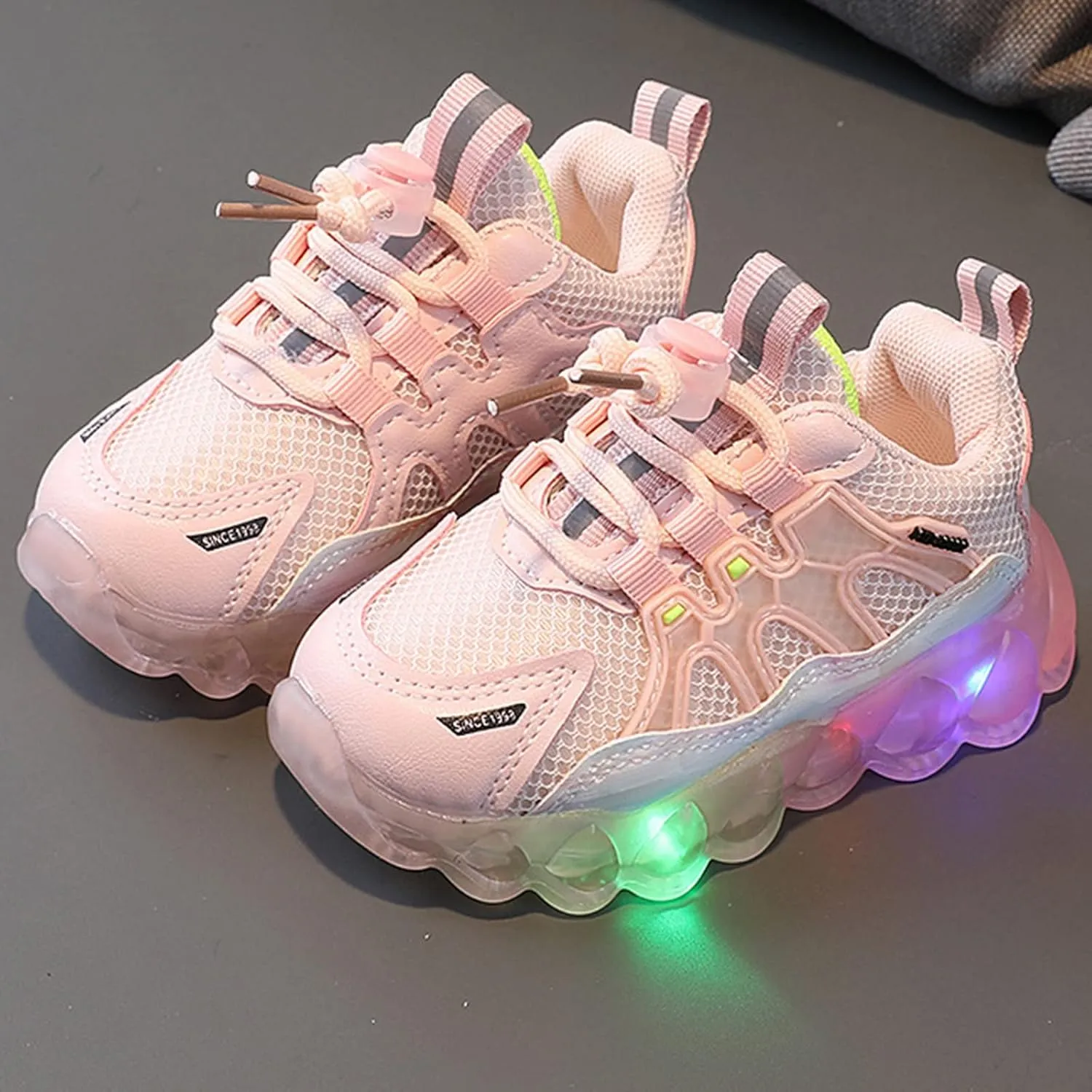 IWIHMIV LED Running Shoes Boys Girls Breathable Tennis Running Shoes Athletic Sport Casual Walking Shoes