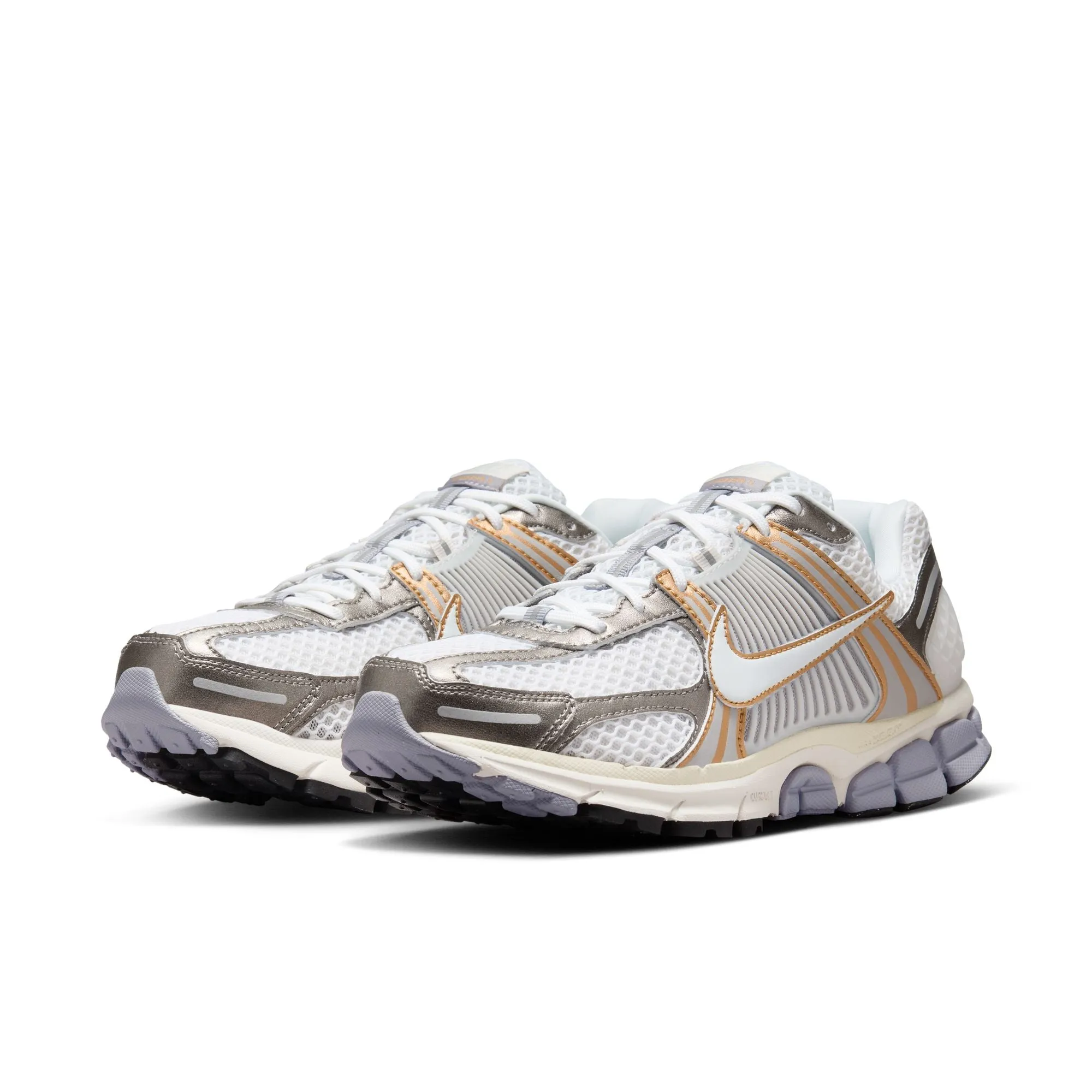 MENS NIKE ZOOM VOMERO 5 (PLATINUM TINT/WHITE/MTLC PEWTER)