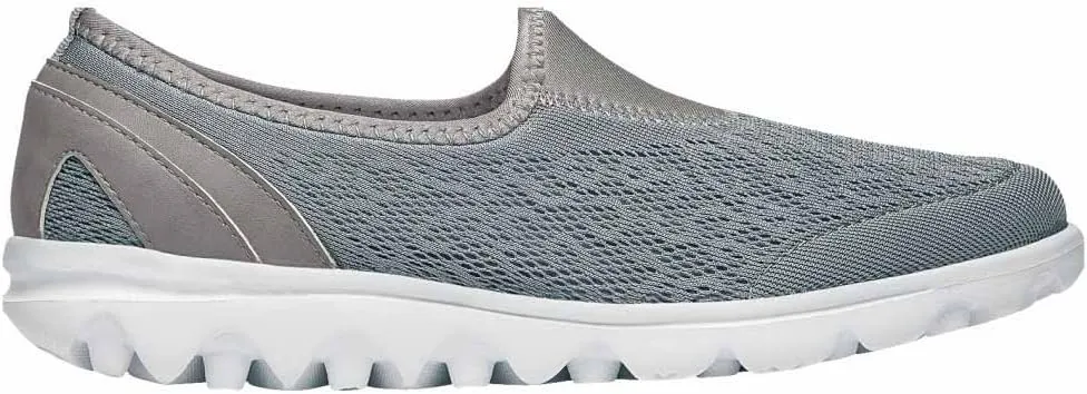 Prop??t Women's Travelactiv Slip-On Sneaker