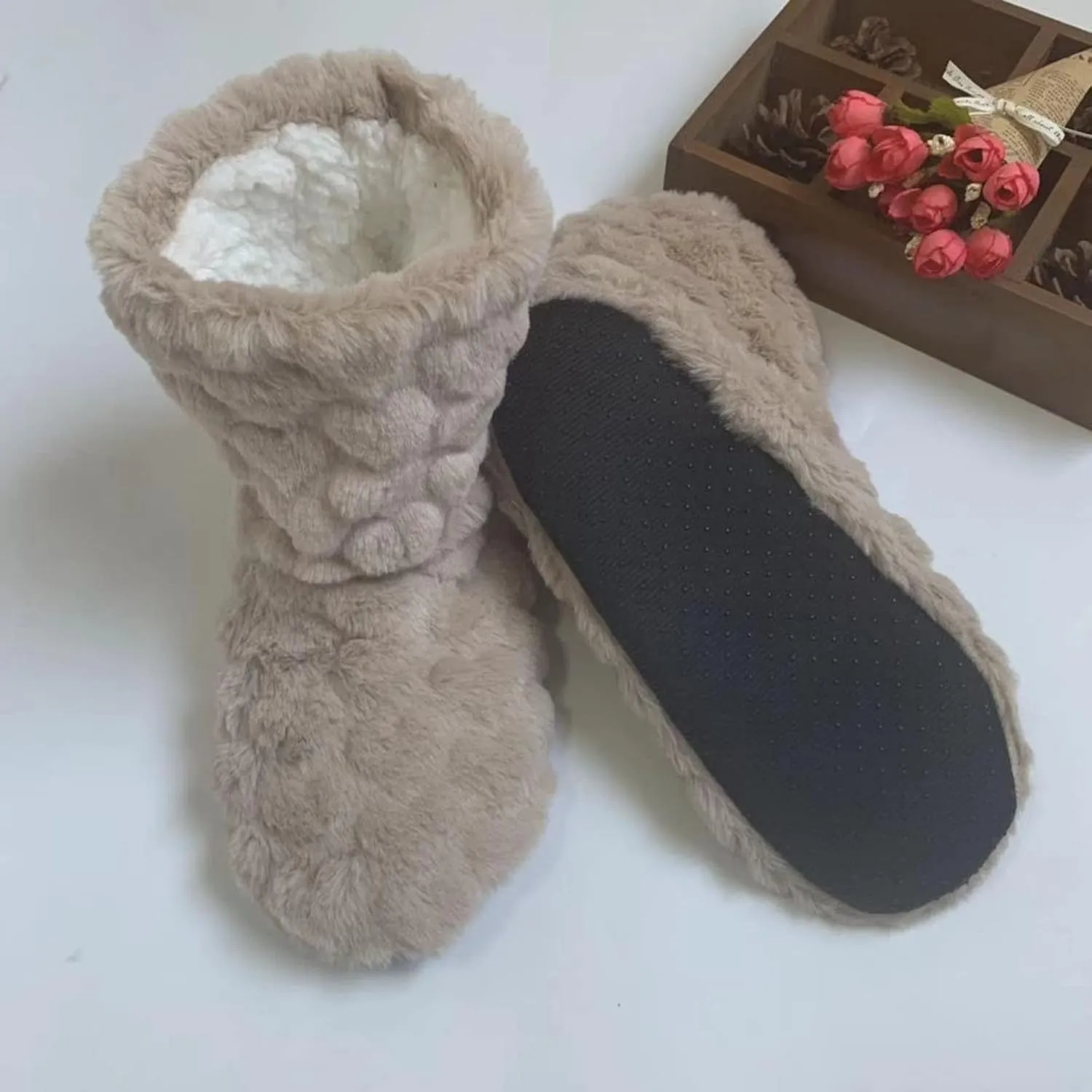 SBGMoSJ Women's Cozy Non Slip Grip Indoor House Bootie Slippers Women's House Shoes Booties Slippers for Women Fuzzy Fluffy Slippers for Men Funny Christmas Earrings for Women Gifts for Wife 2023