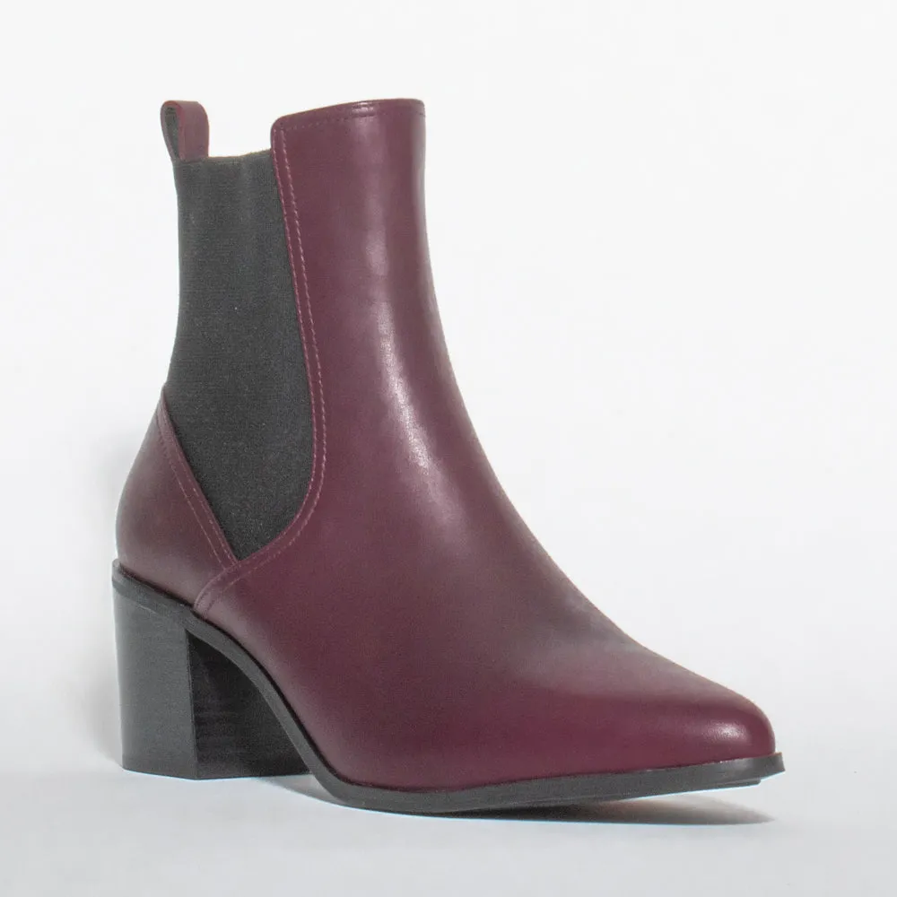 Vala Port Boot