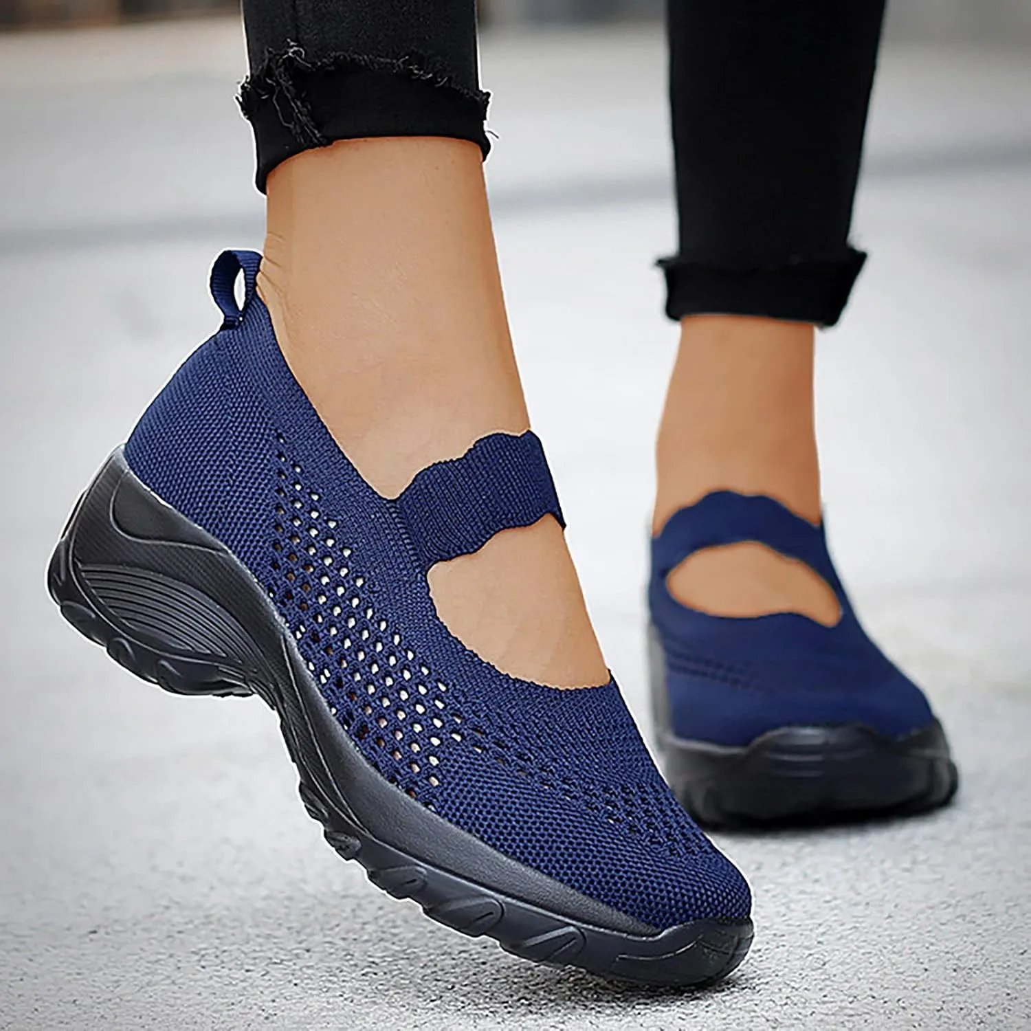 Women Casual Slip On Shoes Comfortable Walking Sneakers Lightweight Canvas Flats Non Slip Breathable Loafers
